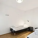 Family Friends, 3 Bedroom With Terrace Feriehus *