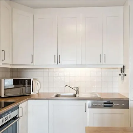 בית נופש Family Friends, 3 Bedroom With Terrace